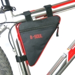 Bolso triangular negro c/rojo