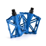 Pedal aluminio celeste