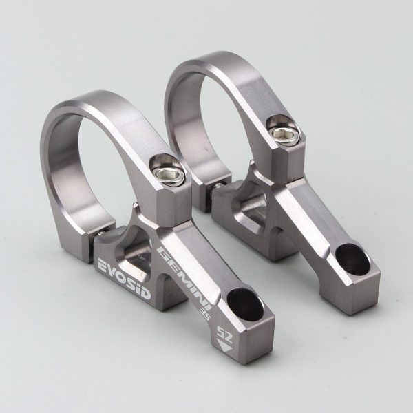 Tee integrada 52mm p/manillar 31.8 gris