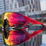 Lentes polarizados marco negro/rojo mica roja