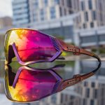 Lente polarizadas marco morado electrico mica roja